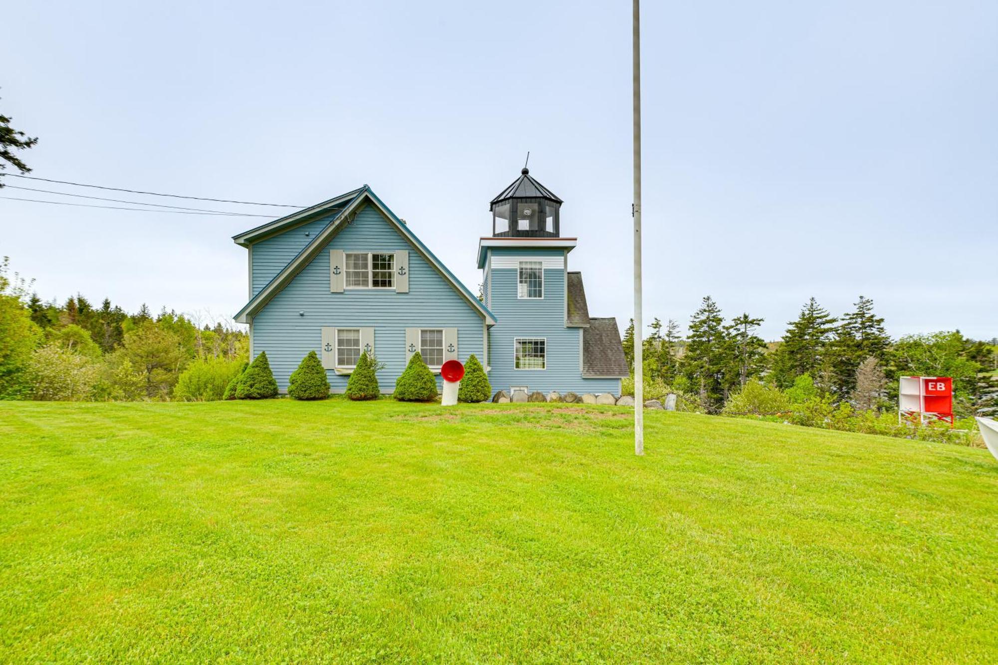 Coastal Maine Home With Deck 4 Mi To Acadia Trails! Bernard Exterior photo